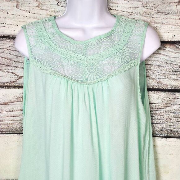 Suzanne Betro Women’s Top XL Mint Green Sleeveless Crochet Lace Overlay Boho - Picture 2 of 8